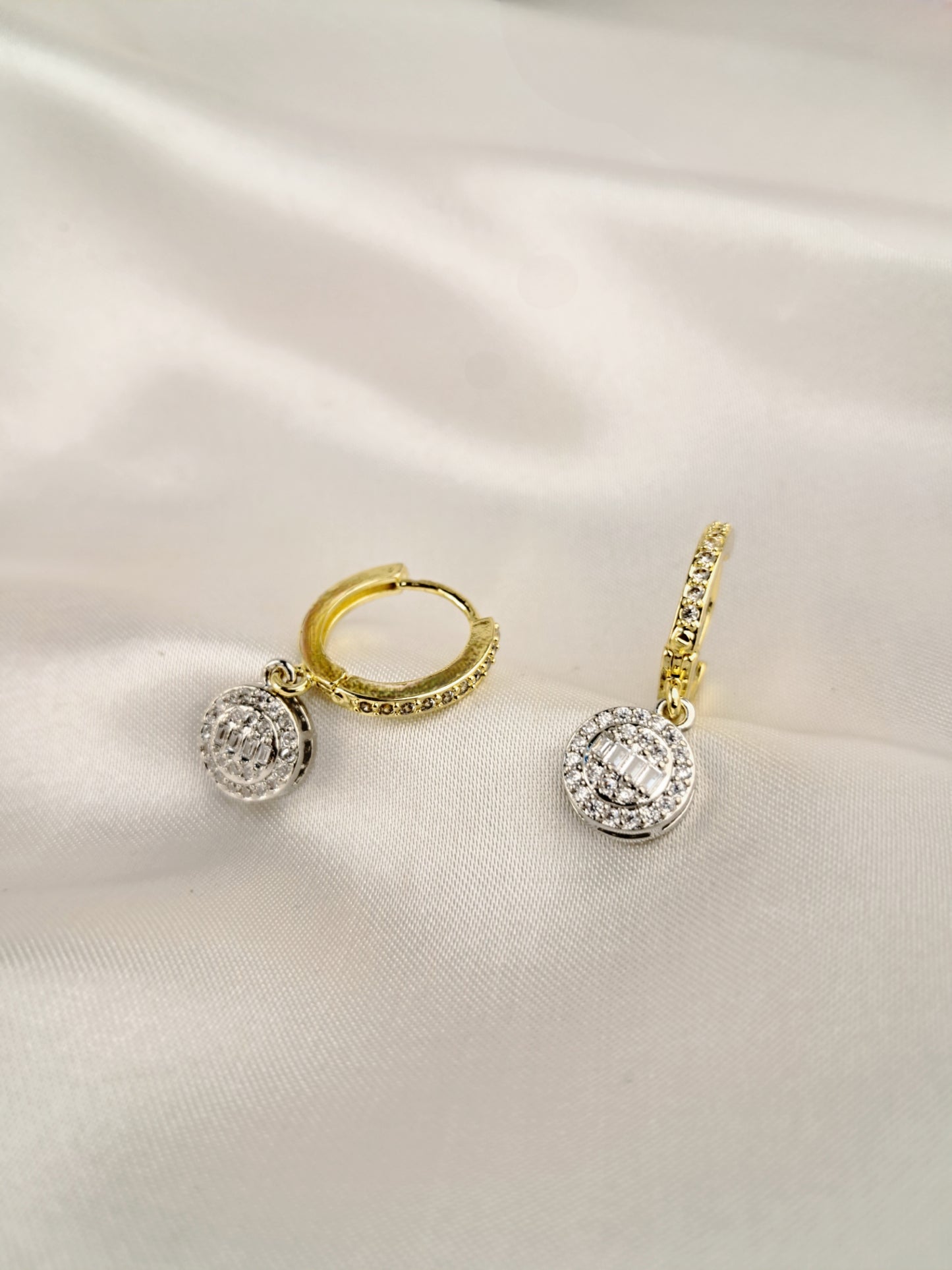 Circle mix color plated earing