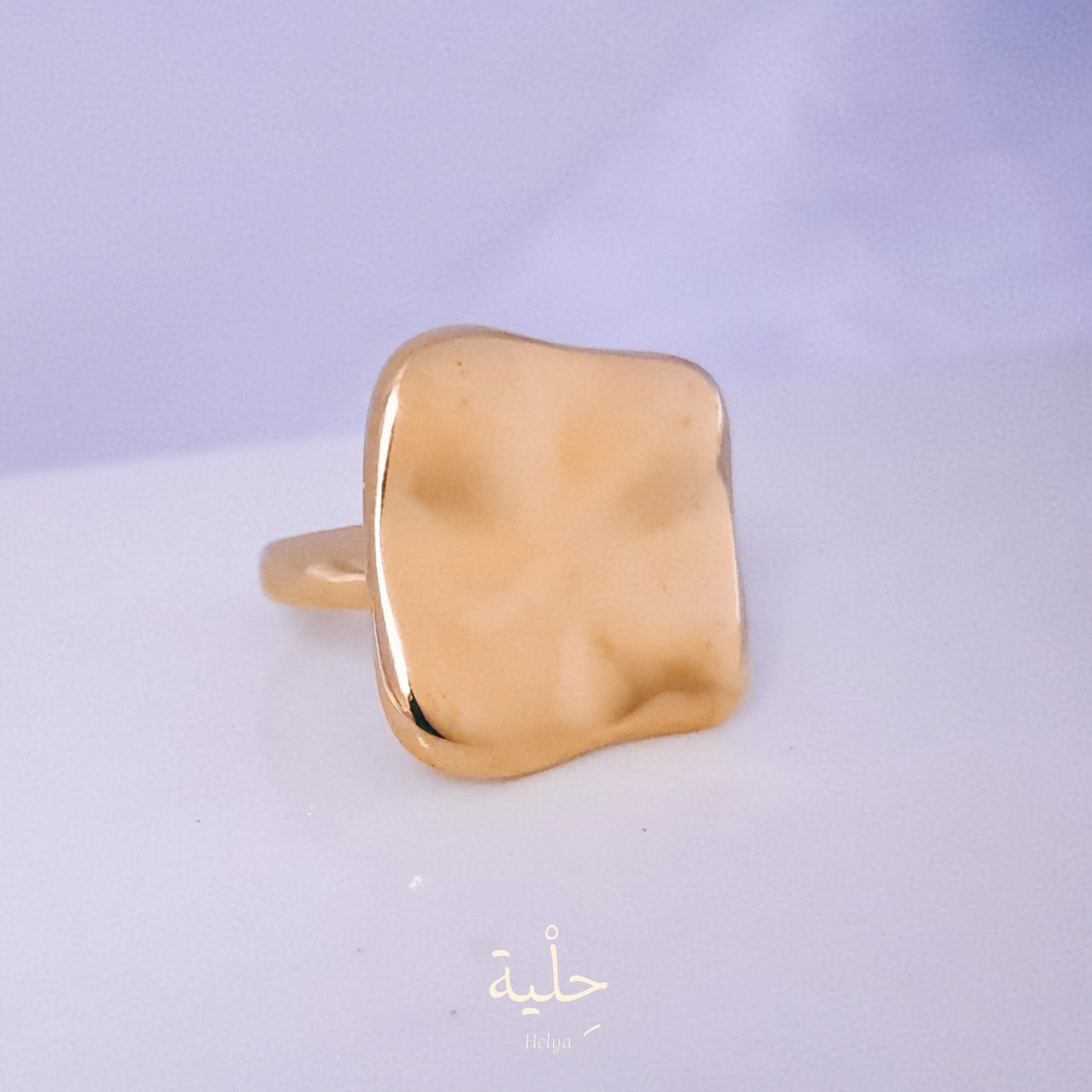 Square Arrugas stainless steel ring _ gold