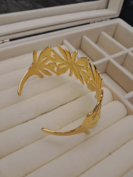 Golden Myth Cuff stainless steel bracelet - gold