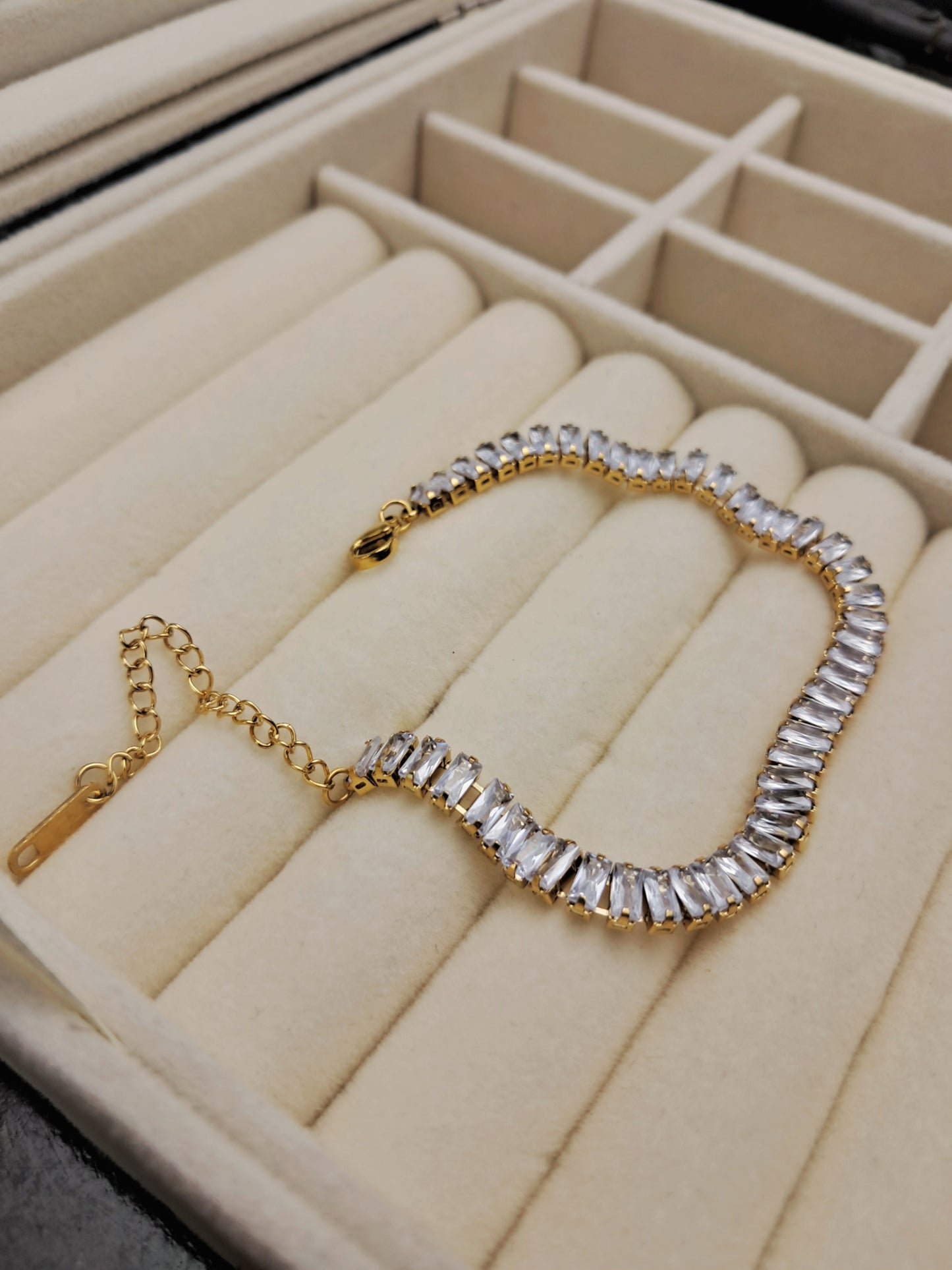 Stainless steel tennis bracelet baguette - gold