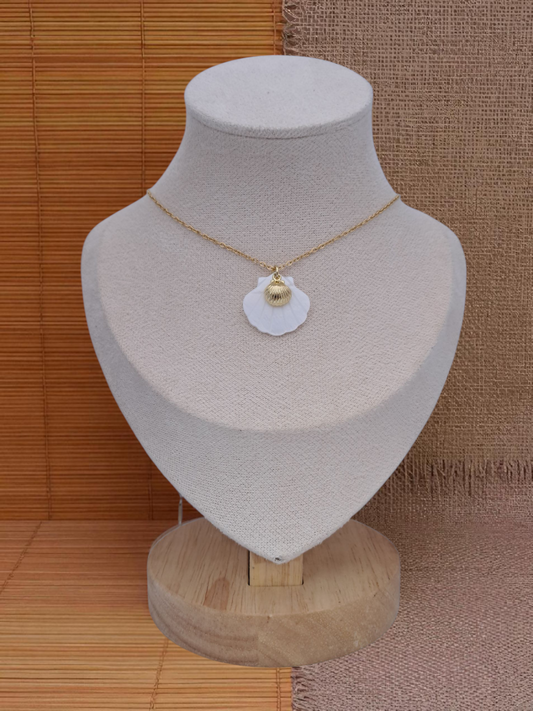 shell pendant necklace