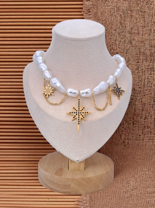 pearls necklace North star charm with blue strass