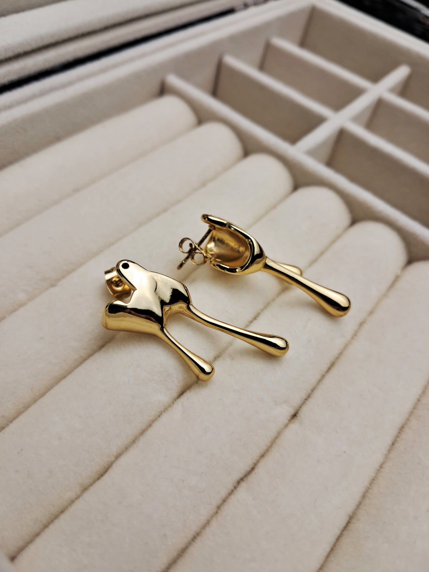 honey drop stainless steel earing - gold