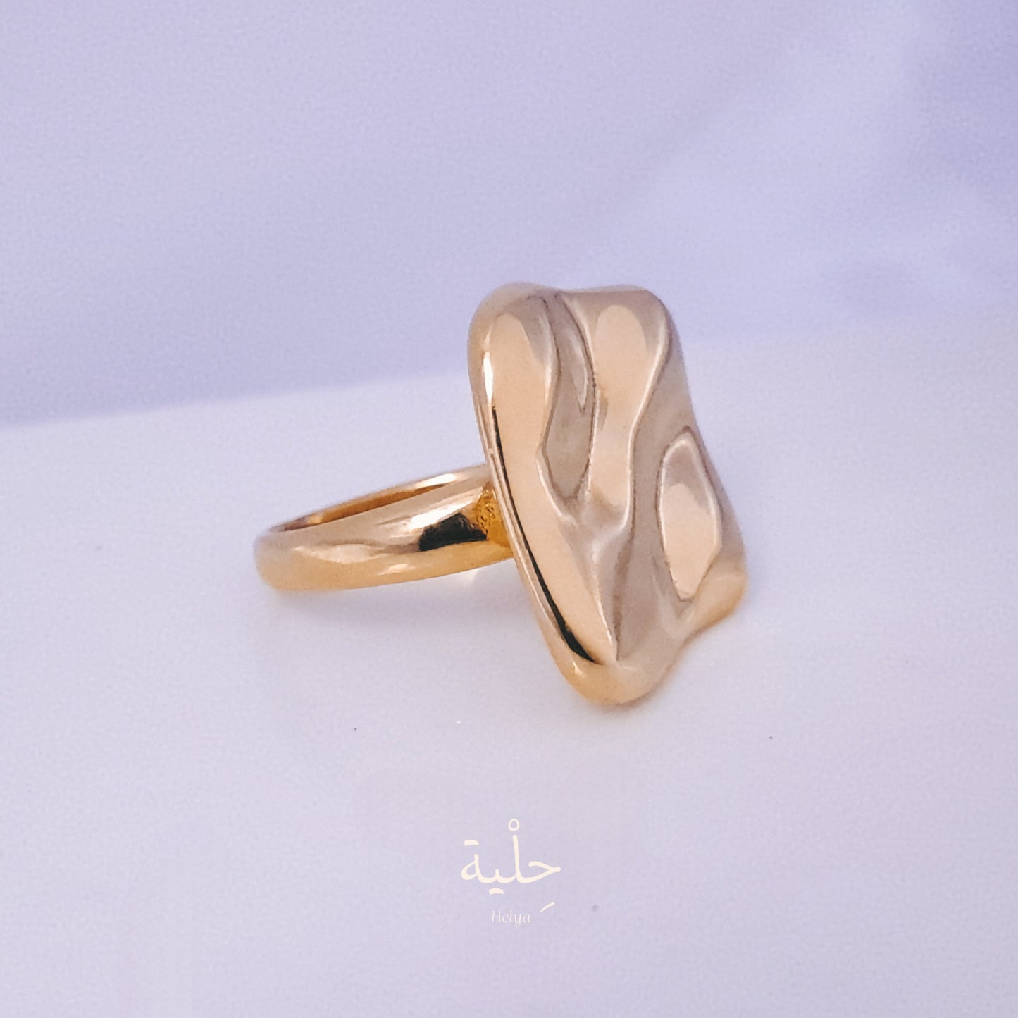 Square Arrugas stainless steel ring _ gold